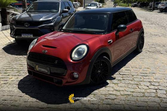MINI COOPER 2.0 S 16V TURBO GASOLINA 4P AUTOMÁTICO MINI COOPER 2.0 S 16V TURBO GASOLINA 4P AUTOMÁTICO